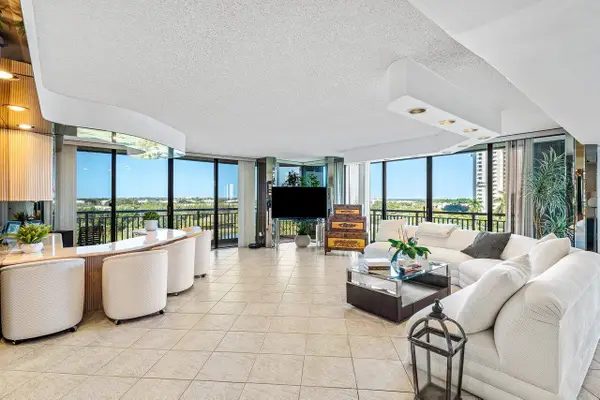 2427 Presidential Way #701, West Palm Beach, FL 33401