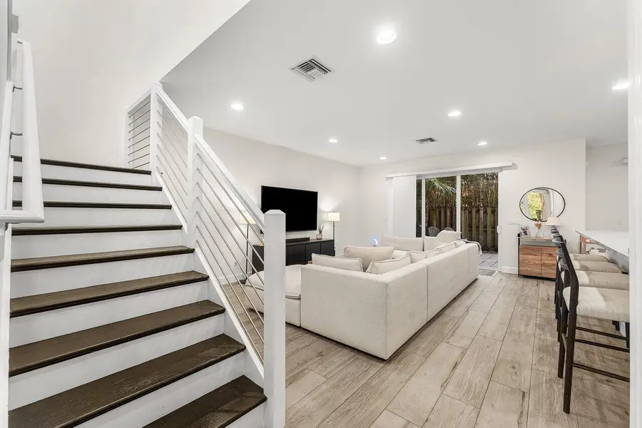 612 SW 15th Street, Fort Lauderdale, FL 33315 - #2