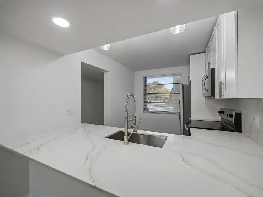 3501 Village Blvd Boulevard #Apt 104, West Palm Beach, FL 33409 - #3