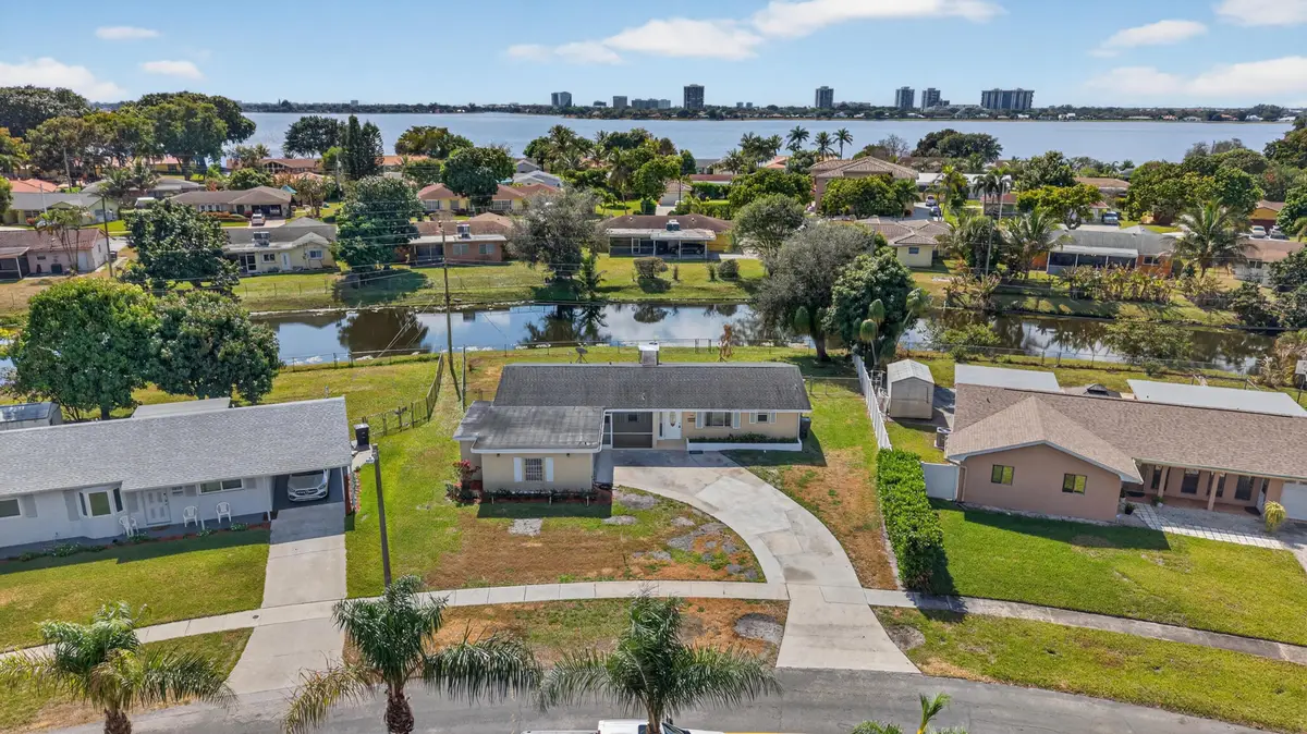 1422 42nd Street, West Palm Beach, FL 33407 - #1