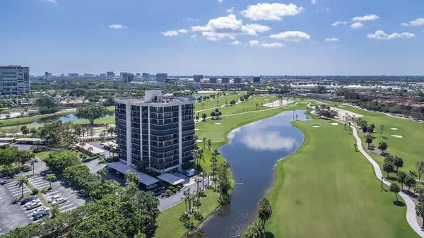 2427 Presidential Way #803, West Palm Beach, FL 33401