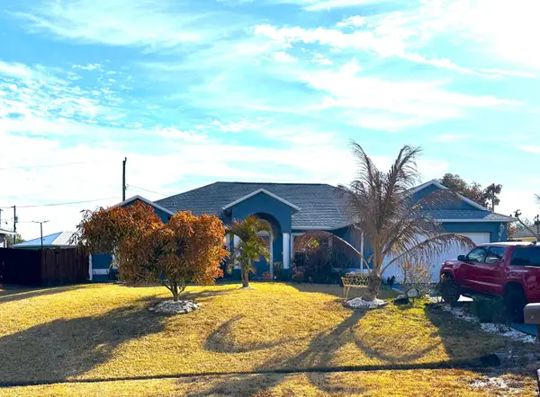 4239 SW Callicoe Street, Port St Lucie, FL 34983