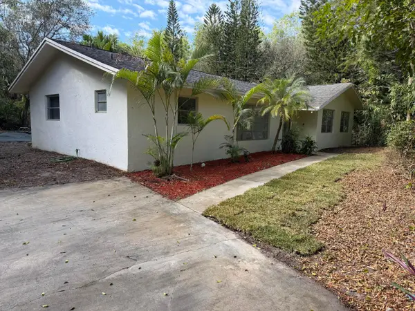 16556 Rustic Road, Wellington, FL 33470