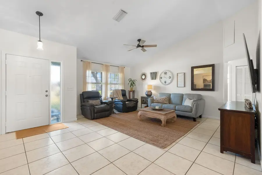 26 Cedar Circle, Boynton Beach, FL 33436 - #3