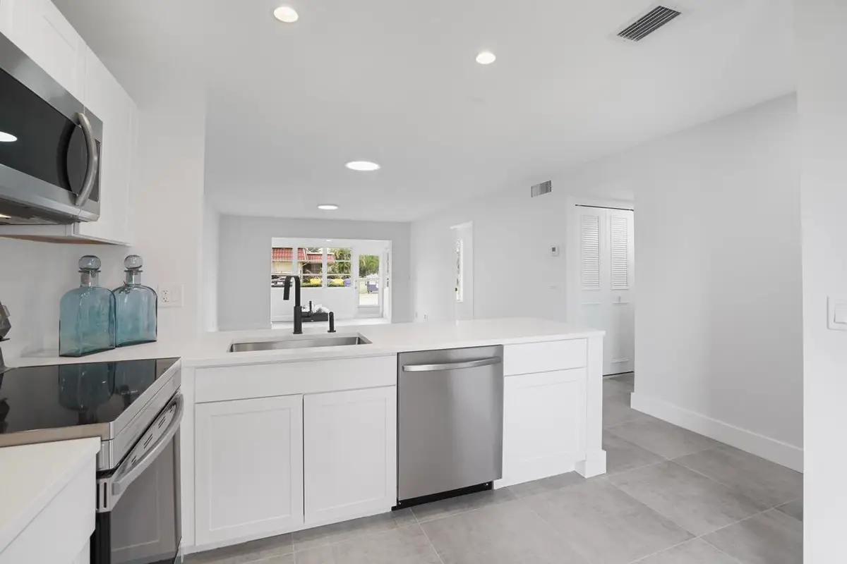 737 Nantucket Circle #B, Lake Worth, FL 33467 - #1