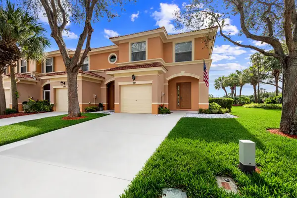 395 River Bluff Lane, West Palm Beach, FL 33411