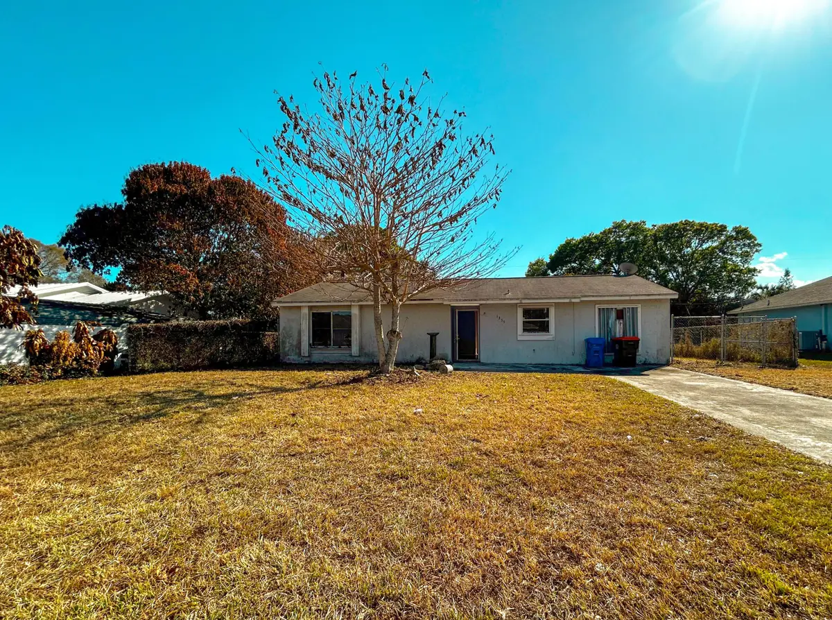 1355 23rd Place Sw, Vero Beach, FL 32962 - #1