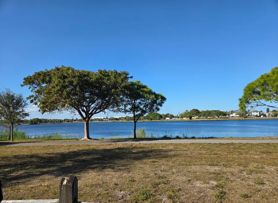 2180 Lake Osborne Drive #19, Lake Worth Beach, FL 33461 - #3