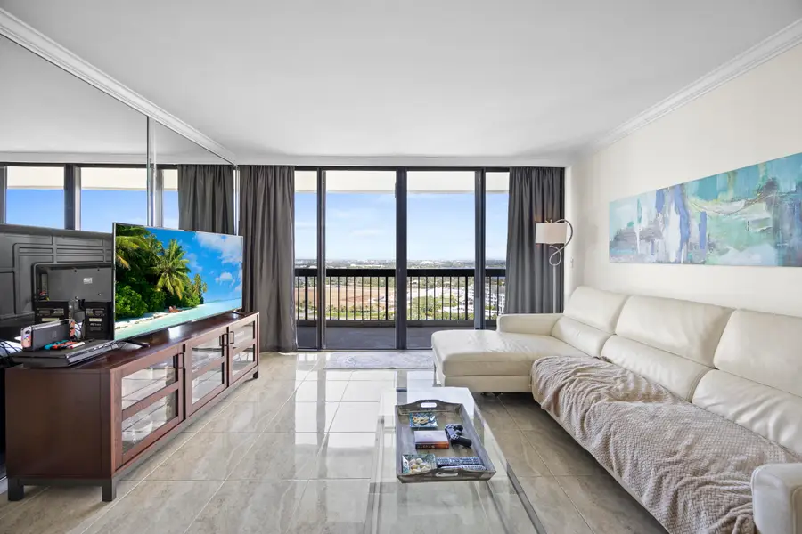 2425 Presidential Way #Ph2, West Palm Beach, FL 33401 - #2