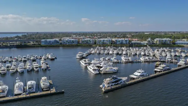 775 NW Flagler Avenue #403, Stuart, FL 34994