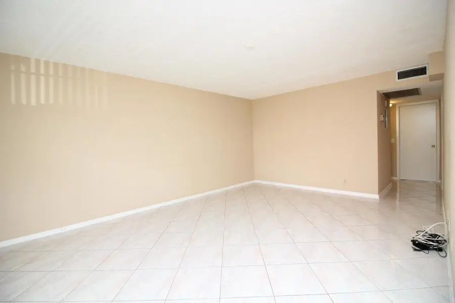 434 Fanshaw K, Boca Raton, FL 33434 - #2