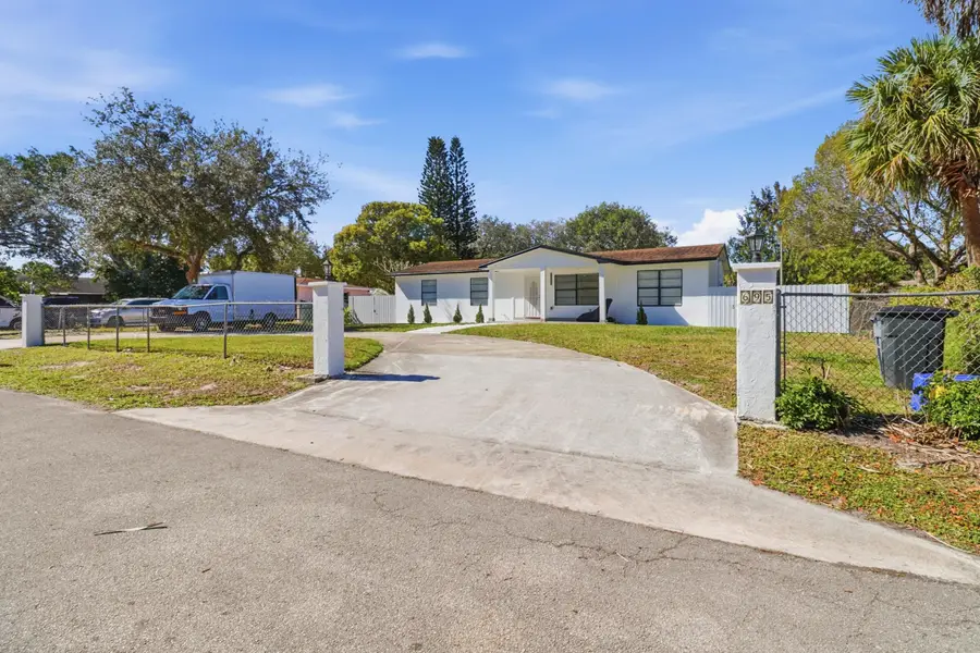 695 Dixie Lane, West Palm Beach, FL 33415 - #3