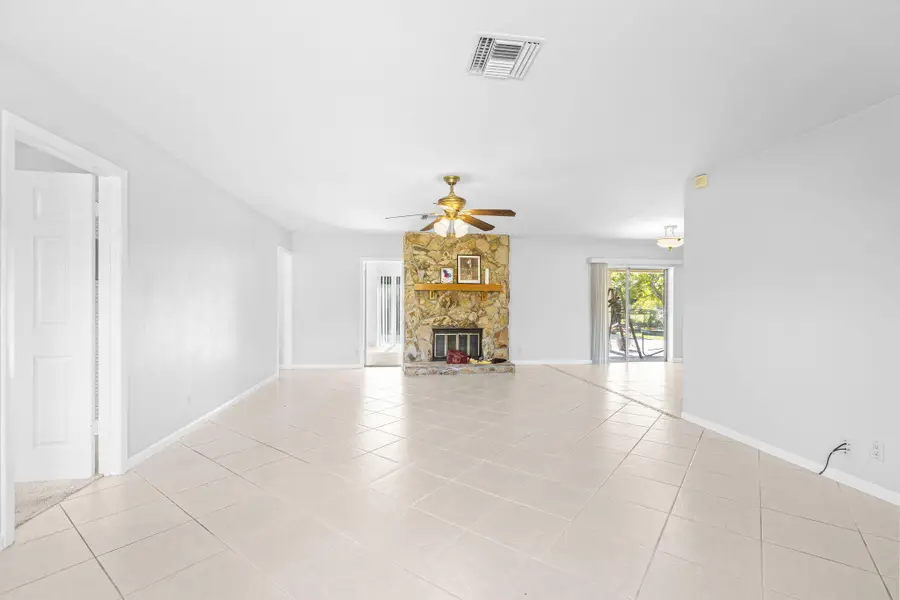2512 Lone Pine Road, Palm Beach Gardens, FL 33410 - #3