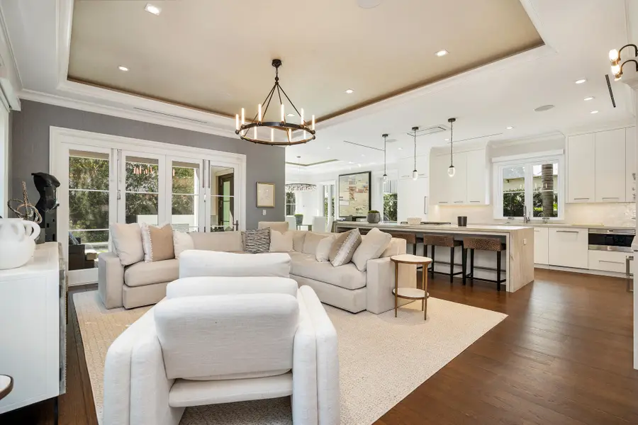 218 Everglade Avenue, Palm Beach, FL 33480 - #2