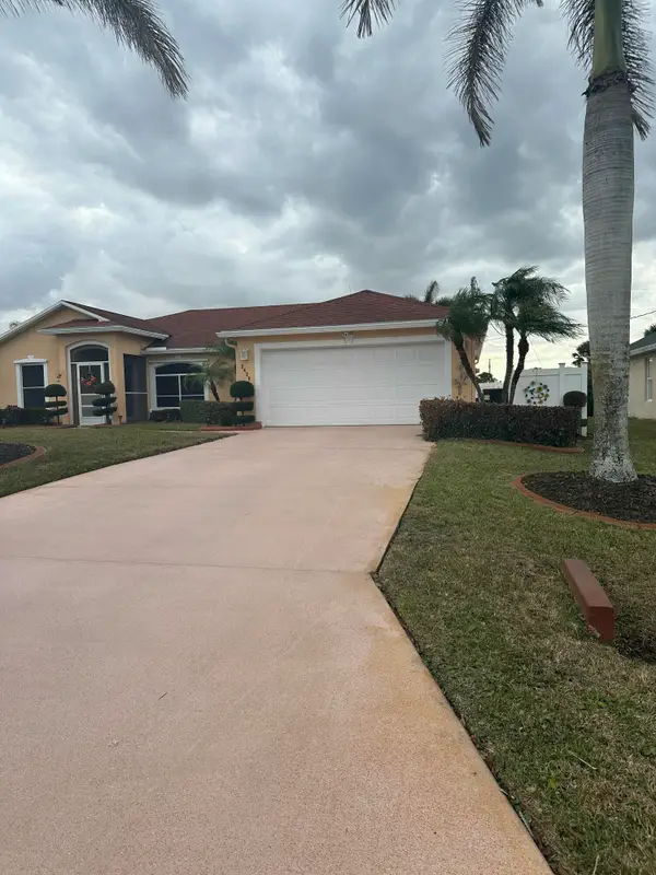 2420 SE Shipping Road, Port St Lucie, FL 34952