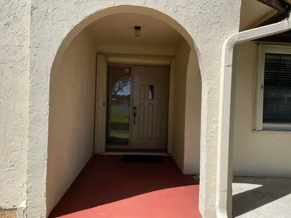 420 Ashwood Place, Boca Raton, FL 33431