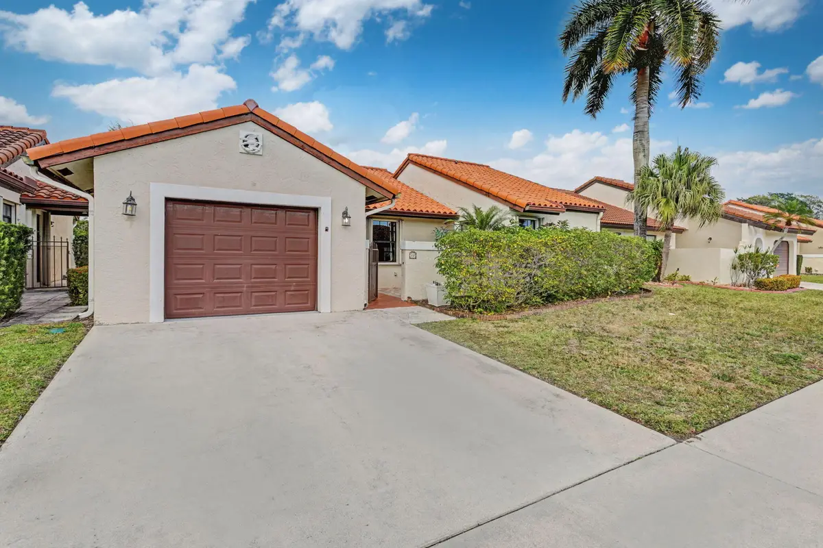 17 Columbia Court, Deerfield Beach, FL 33442 - #1