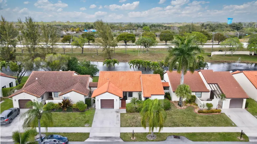 17 Columbia Court, Deerfield Beach, FL 33442 - #2