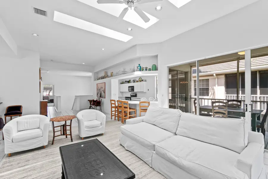 5142 Lake Catalina Drive #B, Boca Raton, FL 33496 - #3