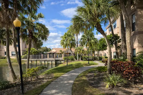 2926 S University Drive #6302, Davie, FL 33328