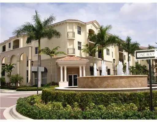 3 Renaissance Way #204, Boynton Beach, FL 33426
