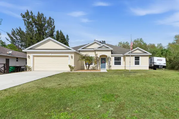 5244 NW E Piper Circle, Port St Lucie, FL 34986