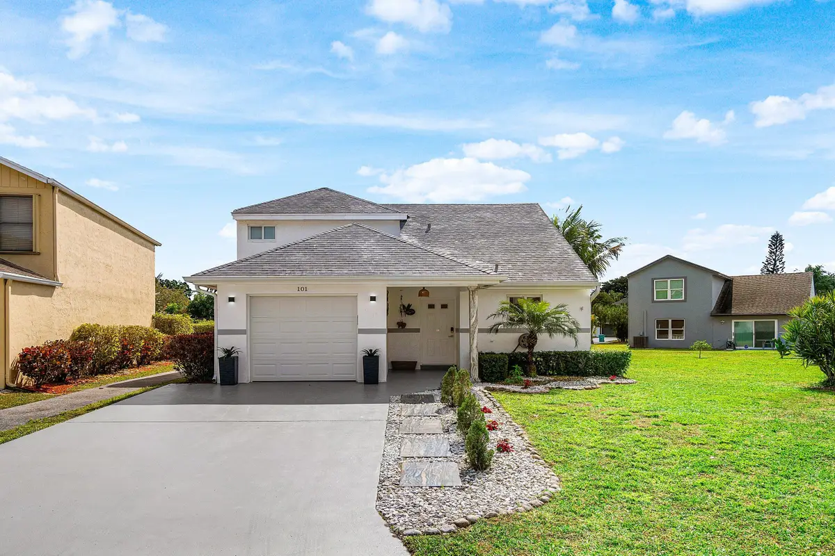 101 Azalea Circle, Boynton Beach, FL 33436 - #1