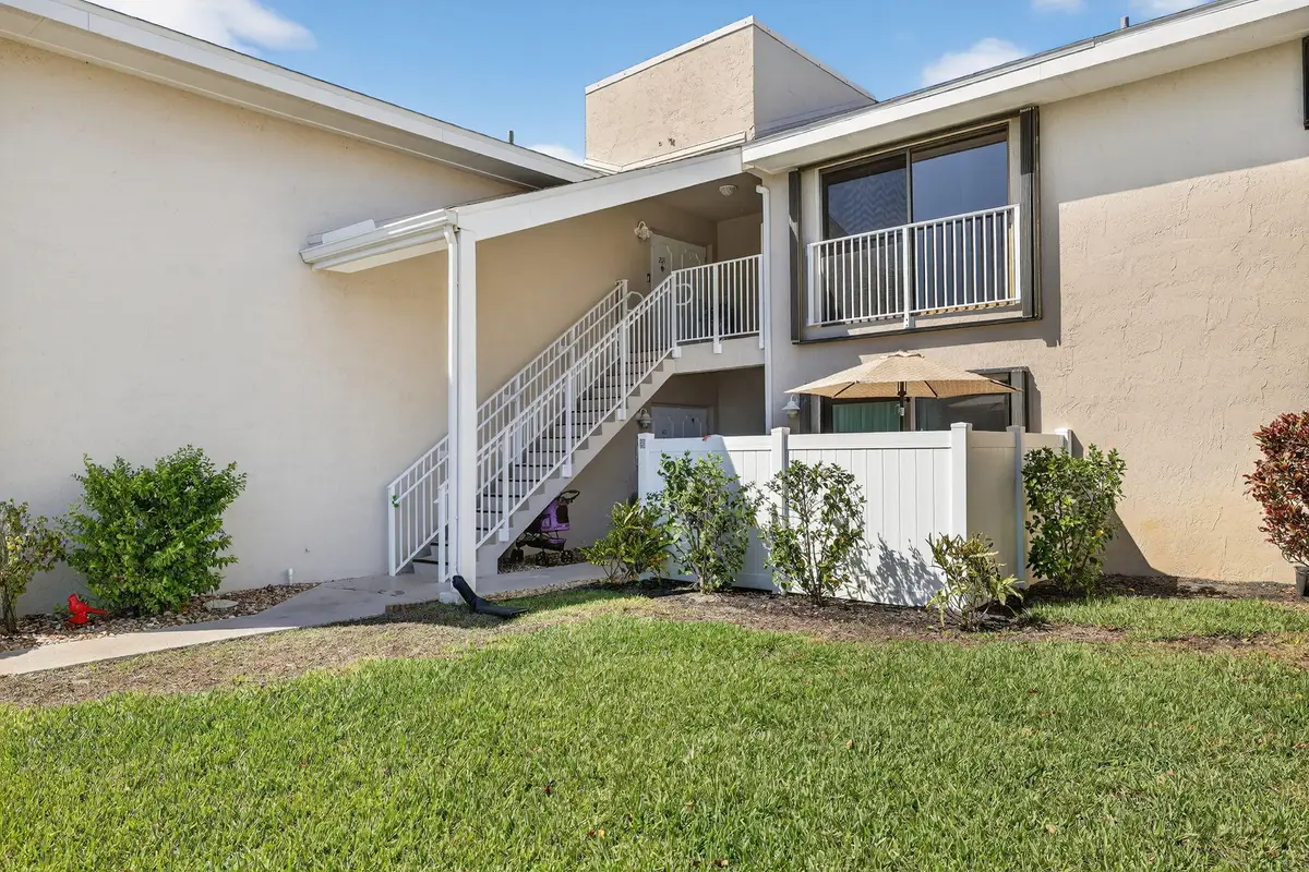 3210 S Lakeview Circle #3-102, Fort Pierce, FL 34949 - #1