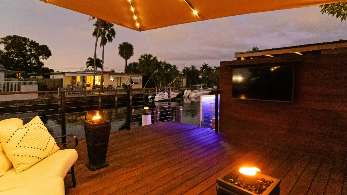 21 SE 14th Street, Pompano Beach, FL 33060 - #1