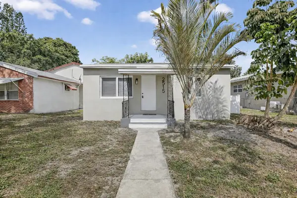 2515 Roosevelt Street, Hollywood, FL 33020