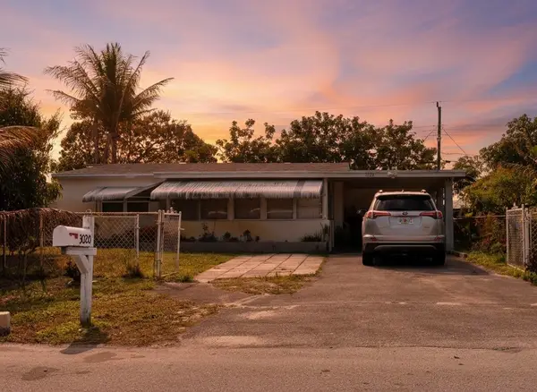 3020 NW 17th Street, Fort Lauderdale, FL 33311