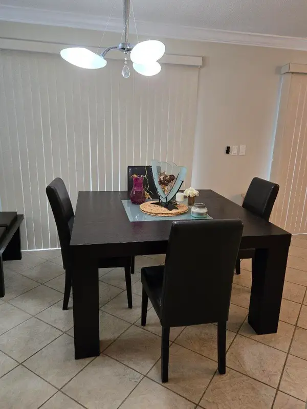 9 Lexington Lane E #F, Palm Beach Gardens, FL 33418