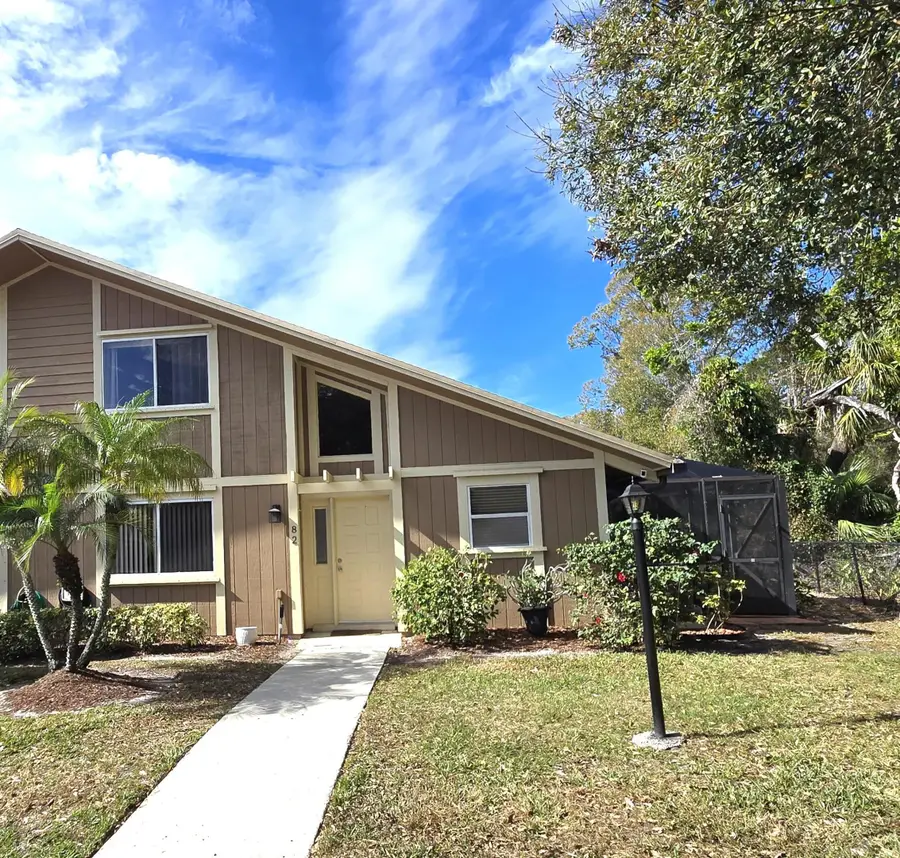 82 Maplecrest Circle, Jupiter, FL 33458 - #2
