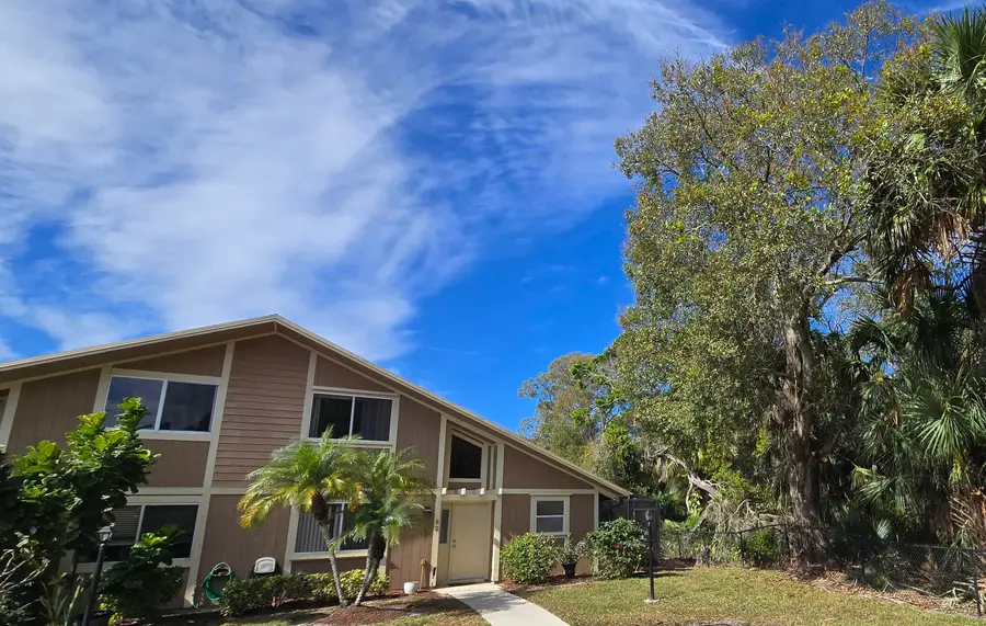 82 Maplecrest Circle, Jupiter, FL 33458 - #3