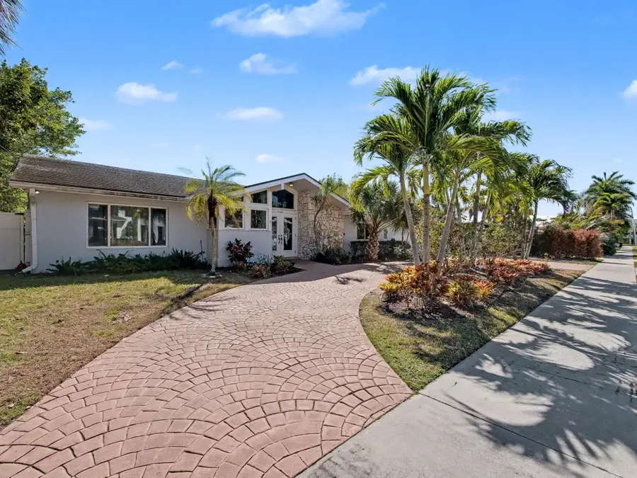 618 Riverside Road, North Palm Beach, FL 33408 - #3