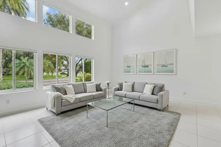 2801 Embassy Drive, West Palm Beach, FL 33401 - #2