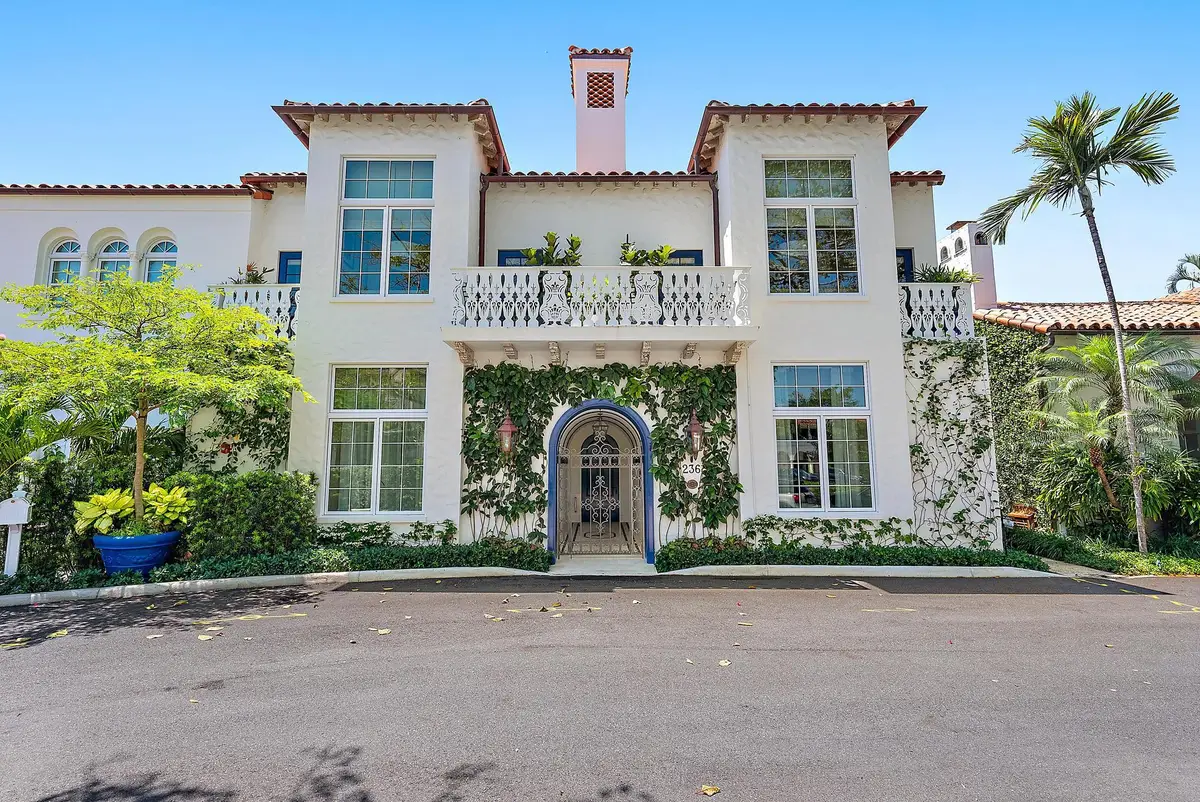 236 Phipps Plaza #101, Palm Beach, FL 33480 - #1