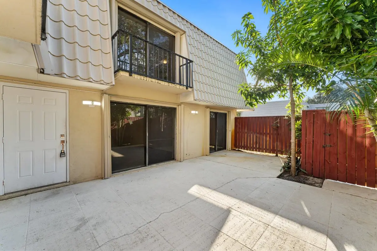 1700 Embassy Drive #708, West Palm Beach, FL 33401 - #1