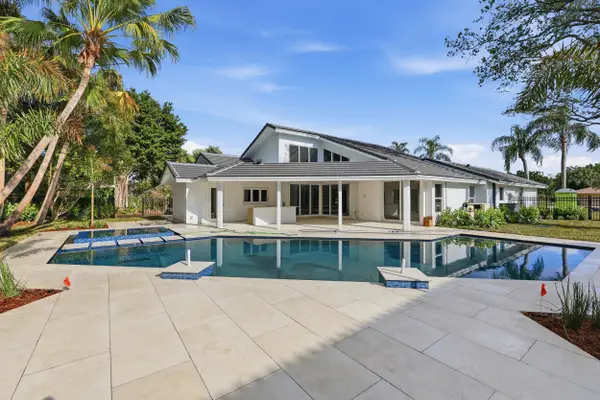 6189 Woodcutter Court, Palm Beach Gardens, FL 33418