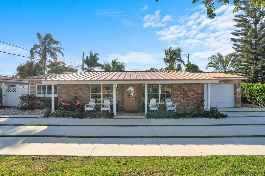 733 SE 10th Avenue, Deerfield Beach, FL 33441 - #2