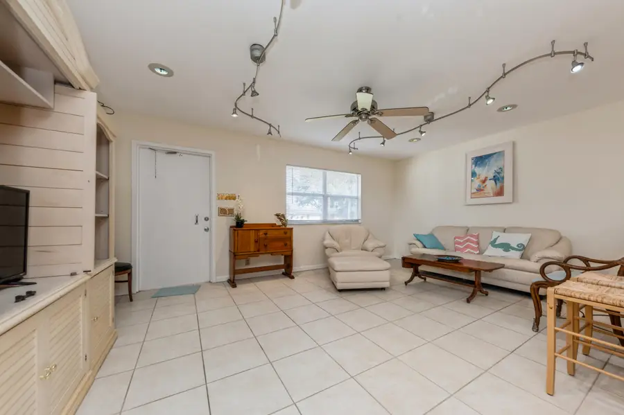 98 Waterford E, Delray Beach, FL 33446 - #3