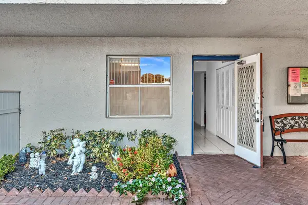 6650 S Oriole Boulevard #1040, Delray Beach, FL 33446