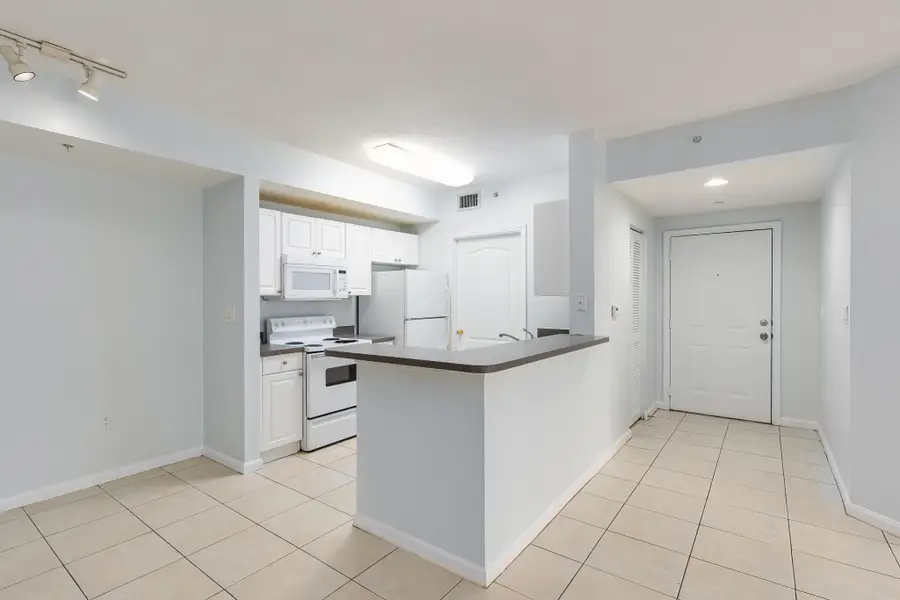 5095 Fairways Circle #107, Vero Beach, FL 32967 - #3