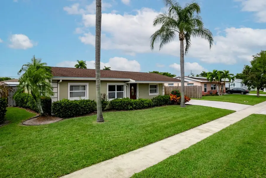 425 Palo Alto Drive, Lake Worth Beach, FL 33461 - #3