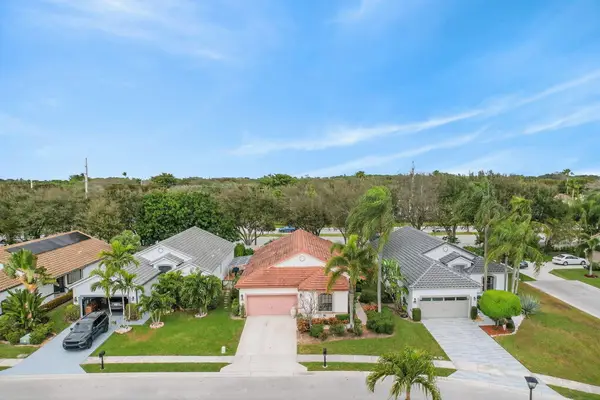 10056 Lexington Circle N, Boynton Beach, FL 33436
