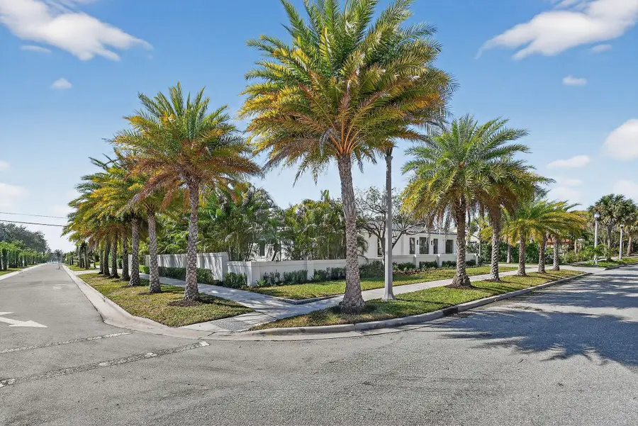 326 Palmetto Street, West Palm Beach, FL 33405 - #2