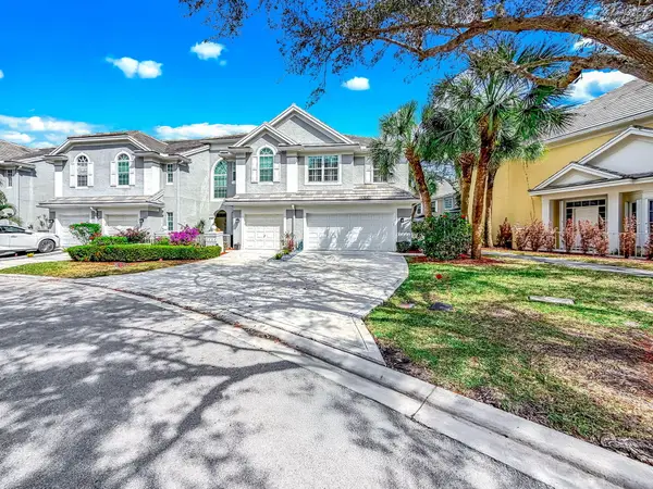5466 Grand Park Place, Boca Raton, FL 33486