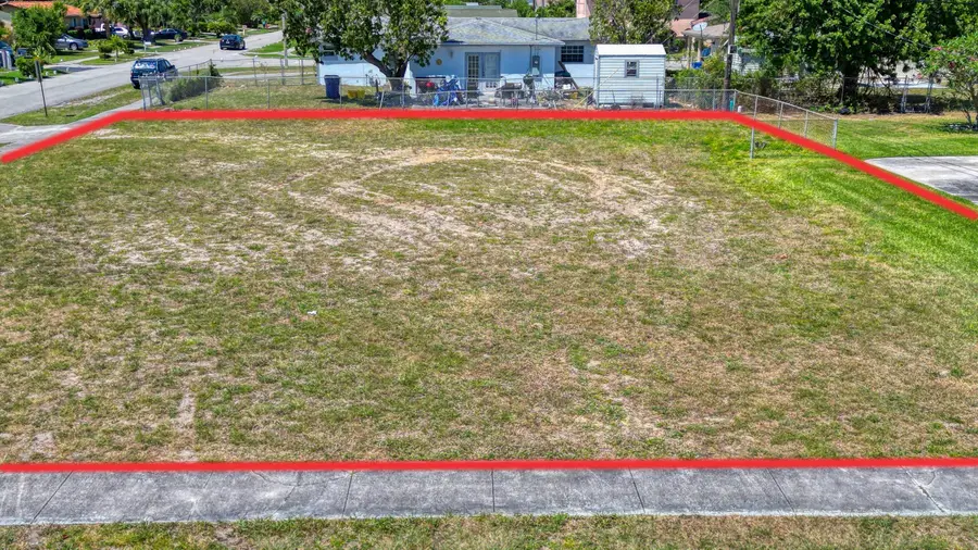 398 W 23rd Street, West Palm Beach, FL 33404 - #2