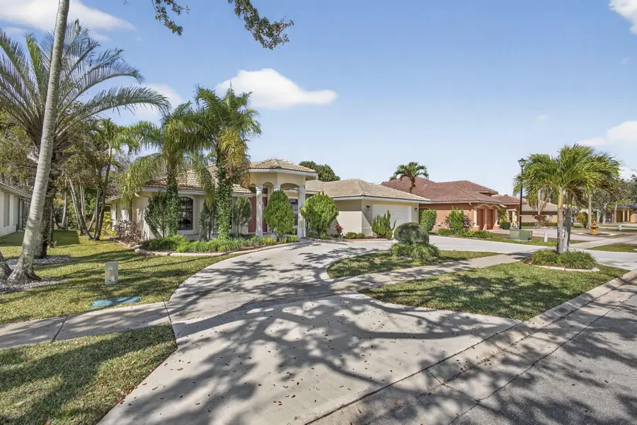221 Cypress Trace, Royal Palm Beach, FL 33411 - #3