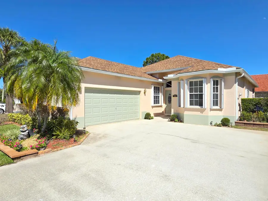 286 Saratoga Boulevard E, Royal Palm Beach, FL 33411 - #2